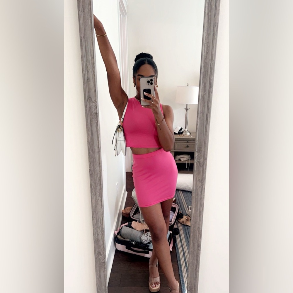 ELLEVEN 2 Piece Mini Skirt Set, Knit Bodycon Sleeveless Crop Tank Top with Skirt
